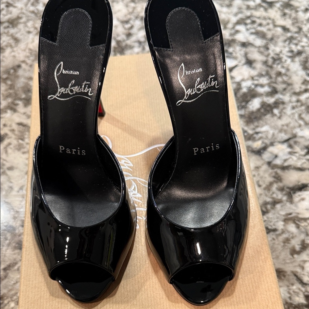 Christian Louboutin Me Dolly  Patent Peep-Toe Heels